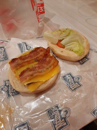 wendy's quezon city photos